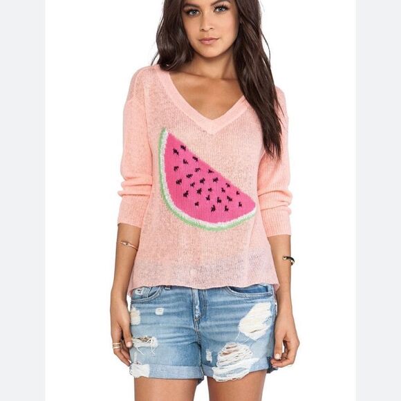 WILDFOX COUTURE Watermelon V-Neck in Peaches - Picture 1 of 13